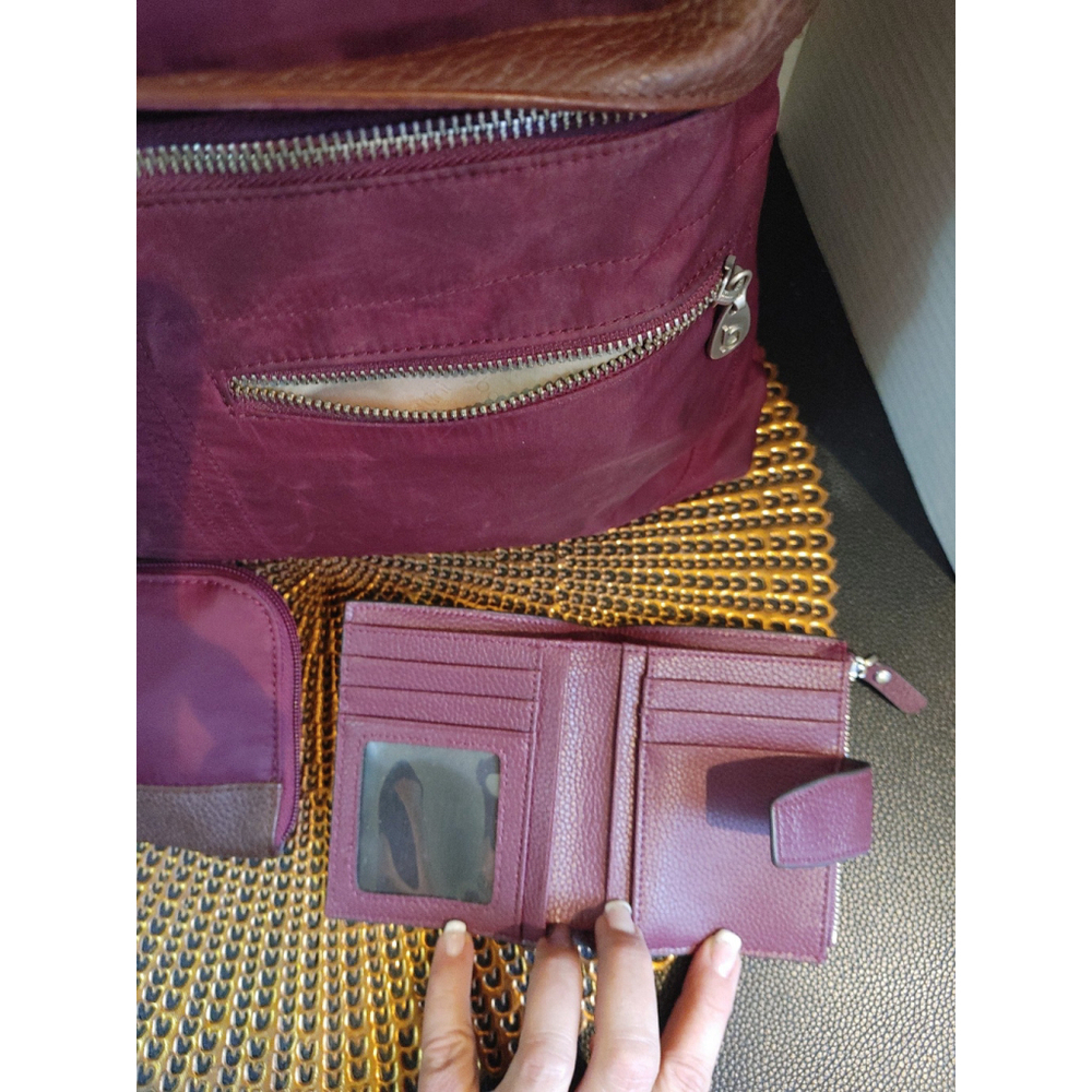 Baggallini Elena Travel Tote w. Wallet & Wristlet - Picture 6 of 10